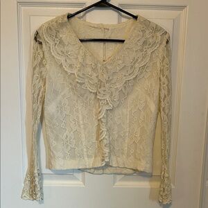 Vintage Elegant V-Neck Cream Long Sleeve Lace Ruffle Top Women's Medium